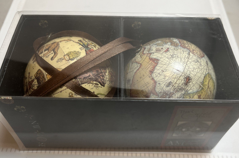 Celestial & Terrestrial Globe 1551 Heaven & Earth Ornaments Library Decor